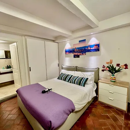 Cozy Near Piazzale Michelangelo Florence